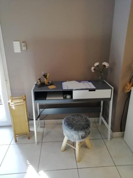Appartement Agreable อาเกอโน ภายนอก รูปภาพ